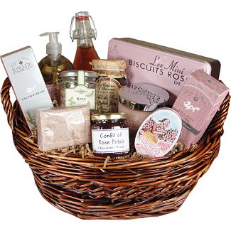 Touch of Europe - Coming Up Roses Gift Basket