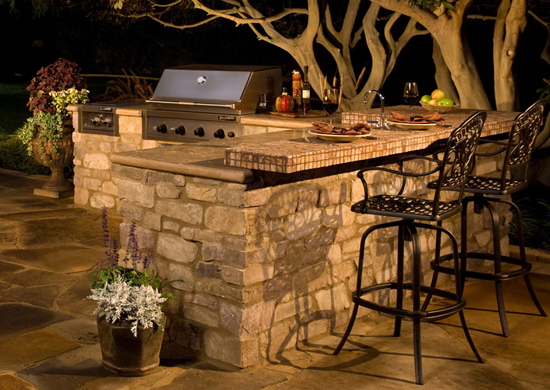 Outdoor Kitchen