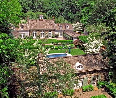 Luxury country real estate